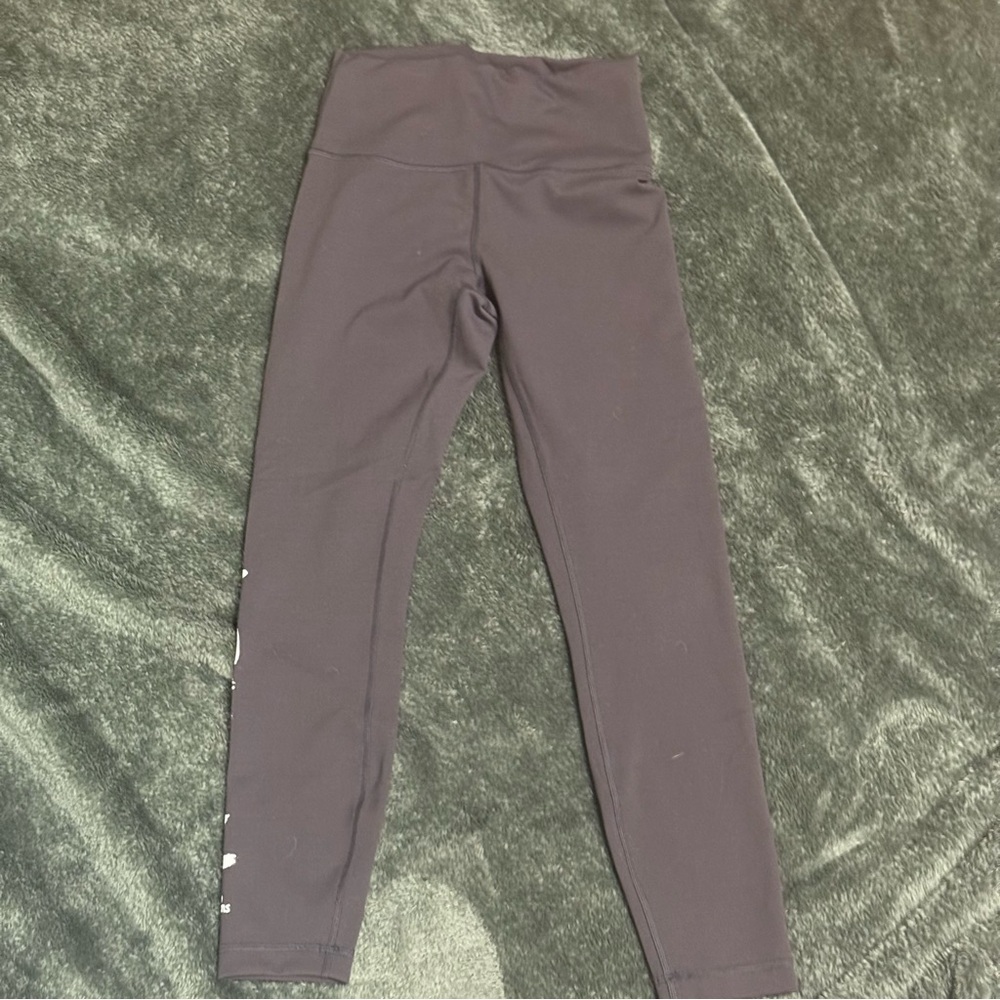 Lululemon Ed Curtis Wunder Train High Rise. Size 6